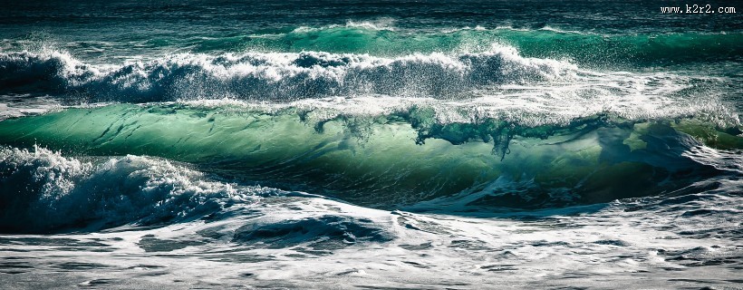 大海中的海浪图片