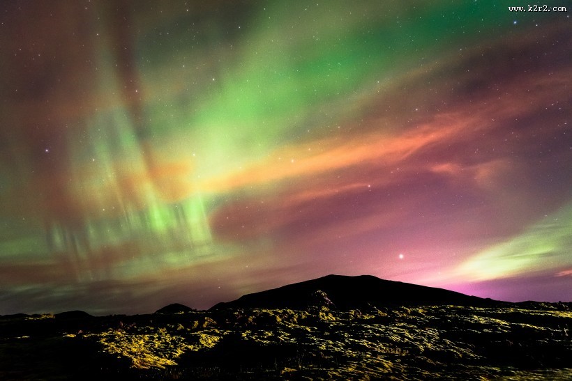 美丽梦幻的极光图片