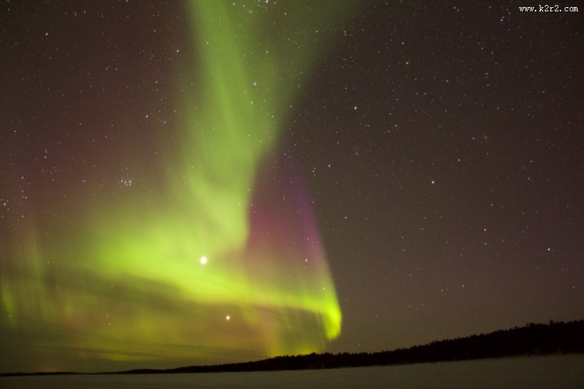 美丽梦幻的极光图片