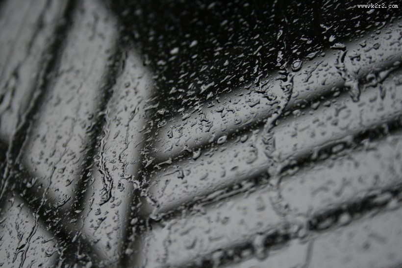 唯美的下雨天图片