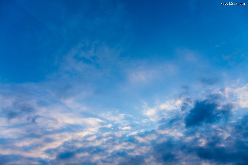 晴朗的天空图片