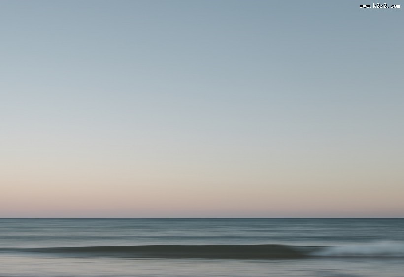 平静的海面图片