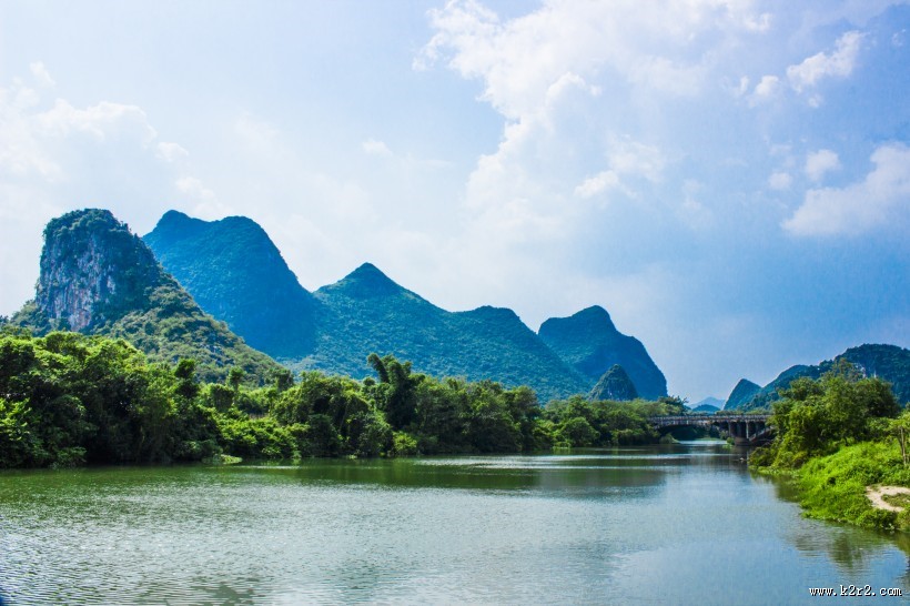 山川湖泊景色图片