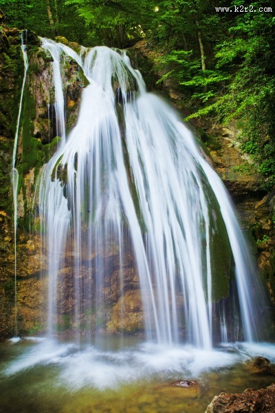 山间瀑布图片大全
