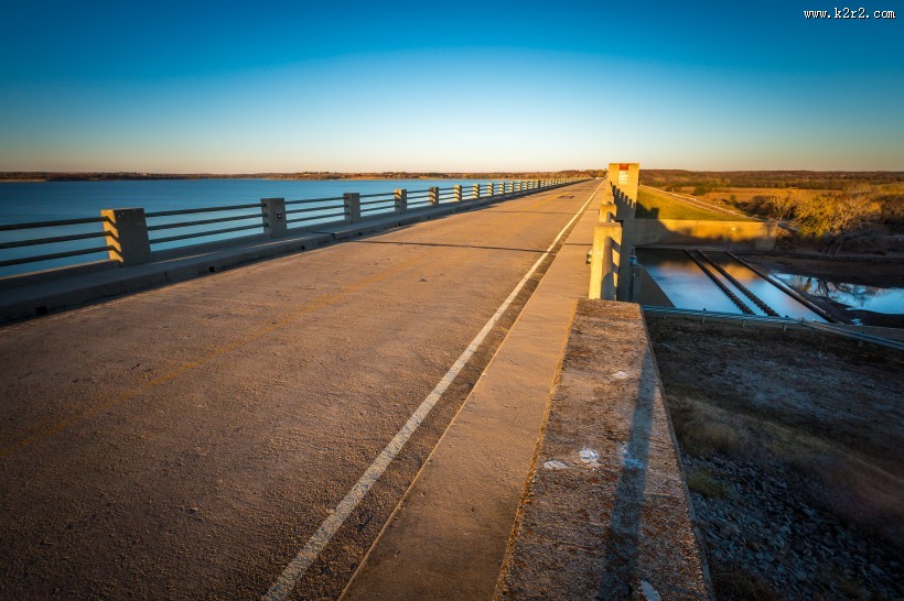 公路唯美风景图片