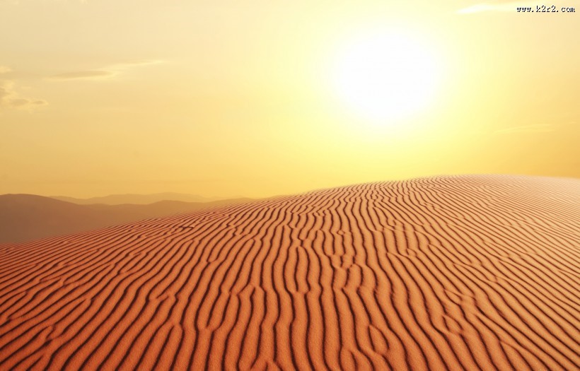 美丽的沙漠风景图片