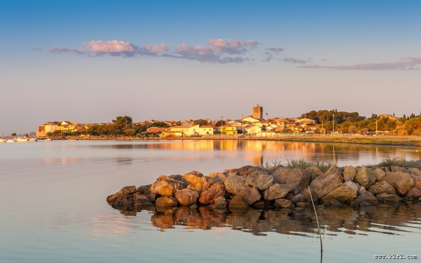 宁静的湖泊图片大全