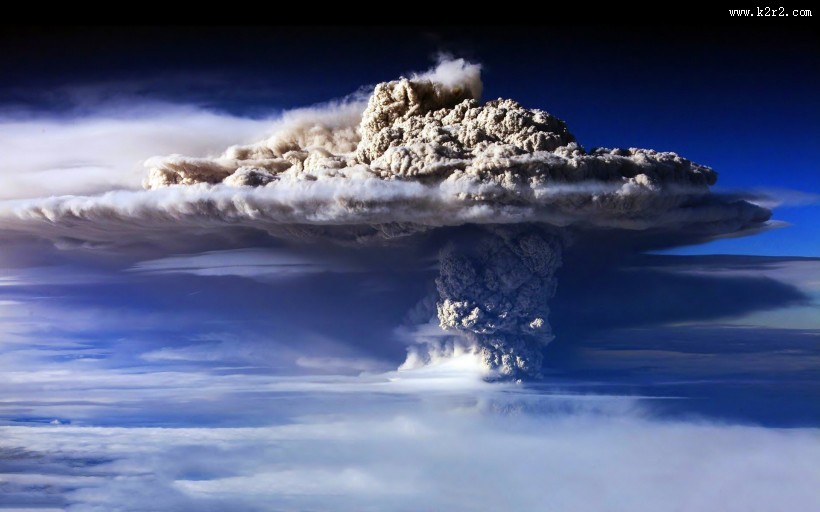 狂烈飓风风暴图片