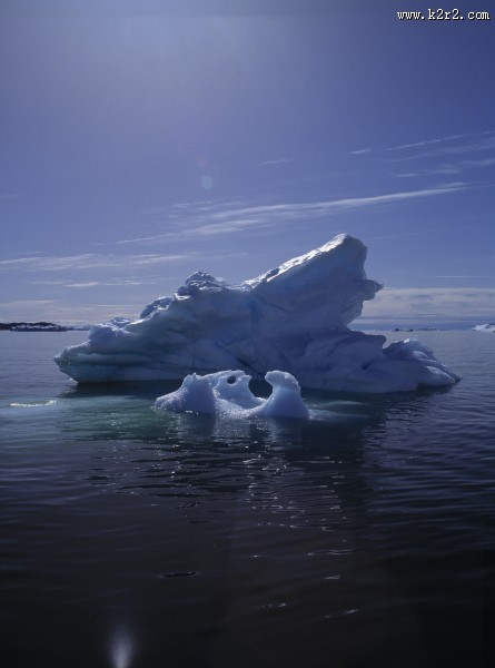 巨大的冰山图片