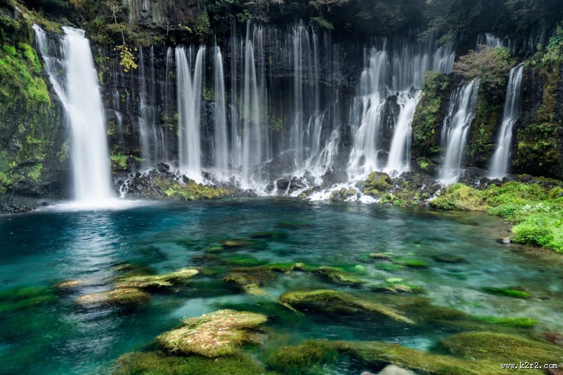 壮观的瀑布图片大全