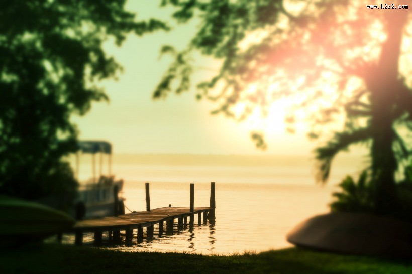 早晨湖泊景色图片