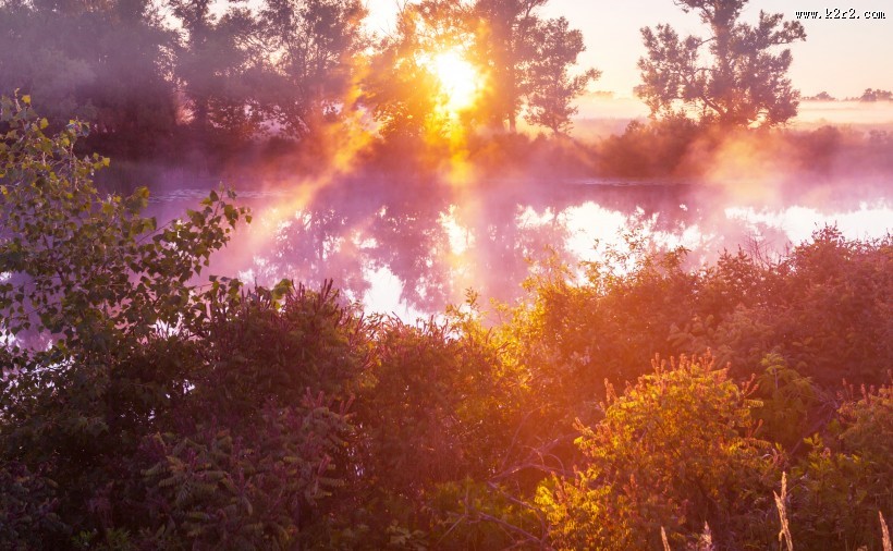 早晨湖泊景色图片