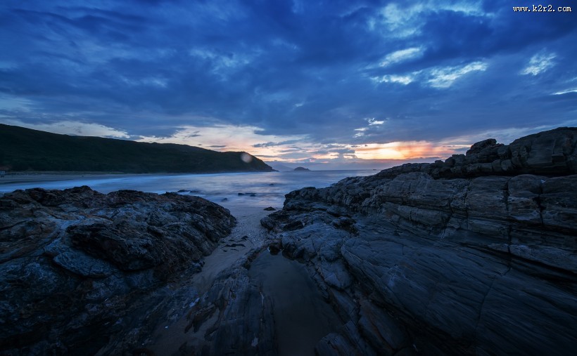 寂静的海边图片