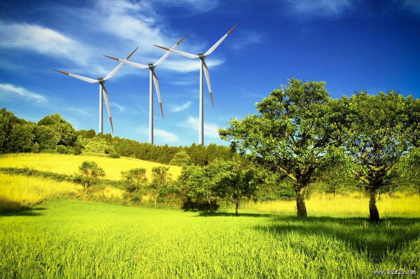 草原上风车图片