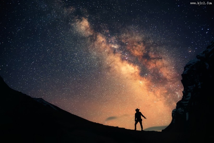 唯美的高山星空图片