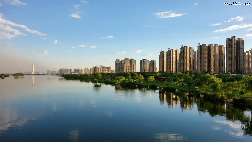 唯美的建筑倒影图片