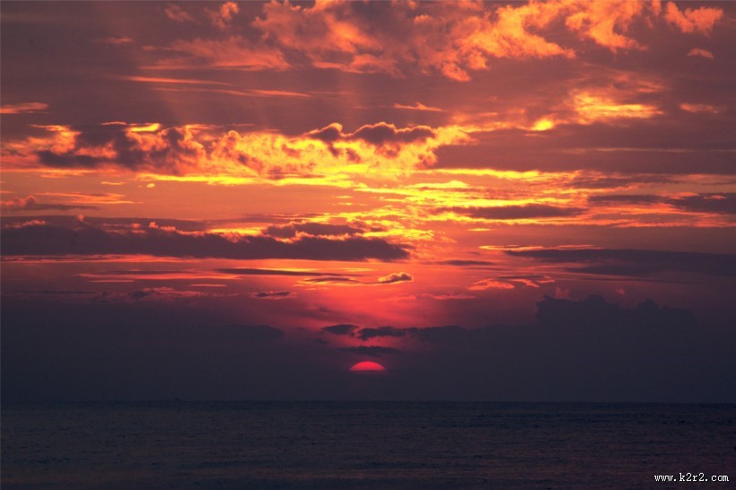 美如画的朝阳与夕阳图片