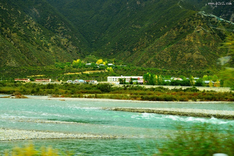 尼洋河风光图片