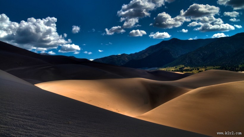 秀丽的山峰山顶风景图片