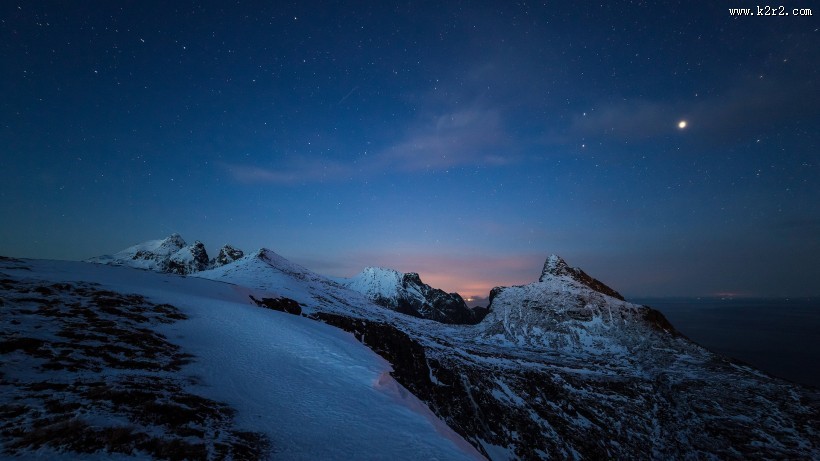 秀丽的山峰山顶风景图片