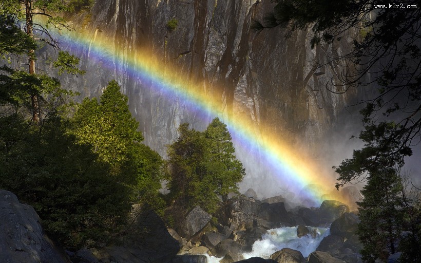 夏天的彩虹图片
