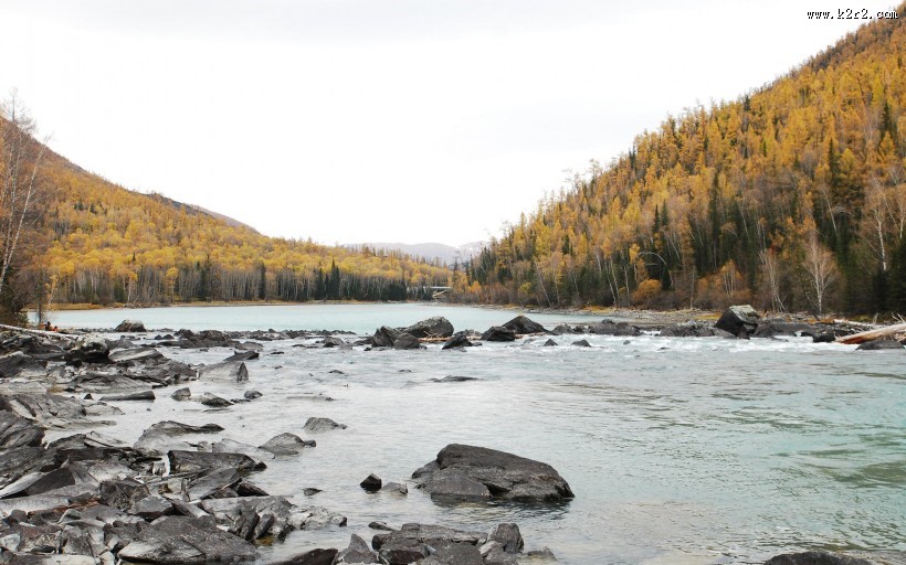 新疆深秋风光图片