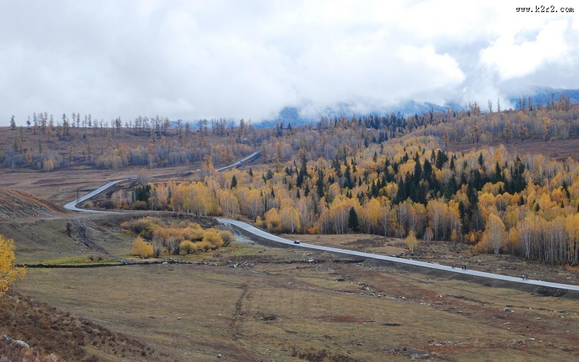 新疆深秋风光图片