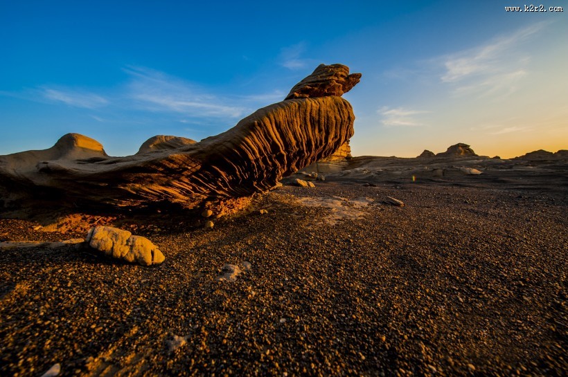 雅丹地貌风景图片