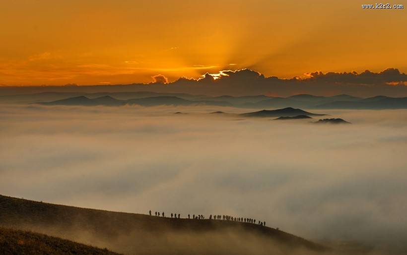 荒凉的沙漠风景图片大全