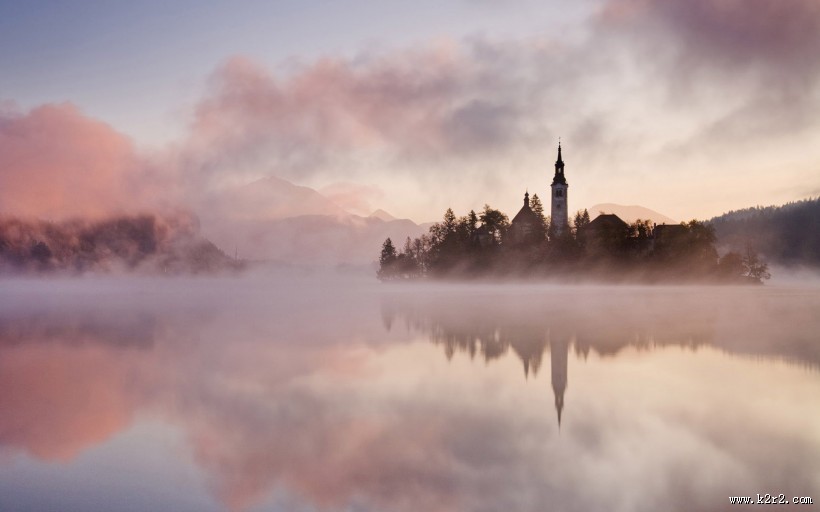 雾中美丽温柔的世界图片大全