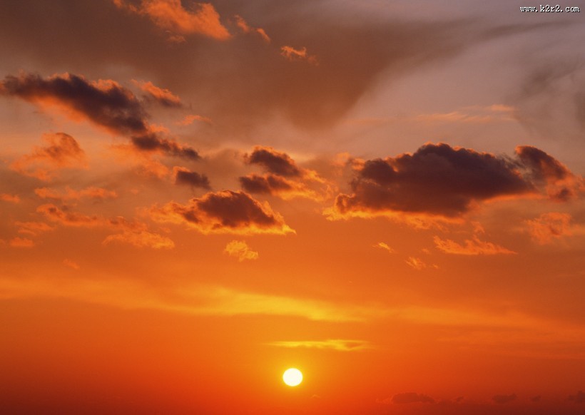 夕阳下的云彩图片大全