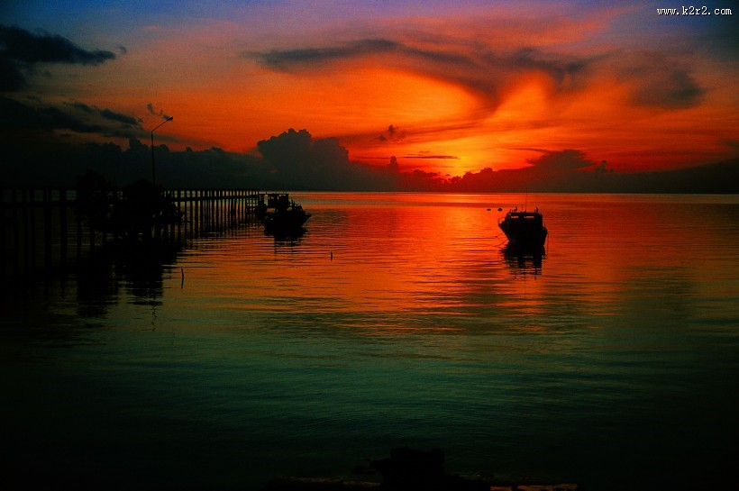 唯美海边落日夕阳图片