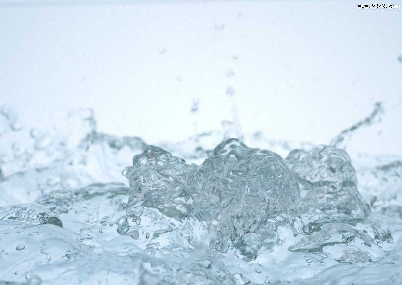 溅起的水花图片