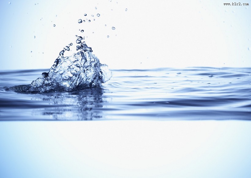 溅起的水花图片