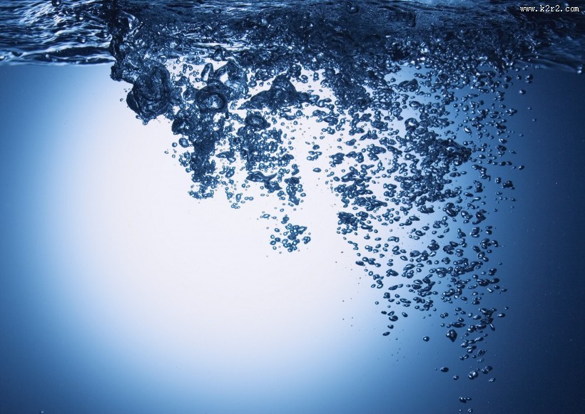 溅起的水花图片