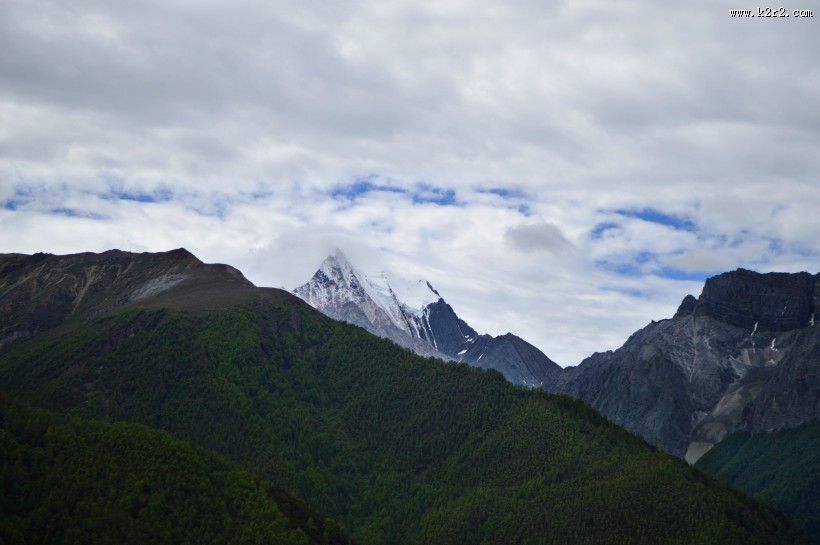 四川稻城亚丁自然风景图片
