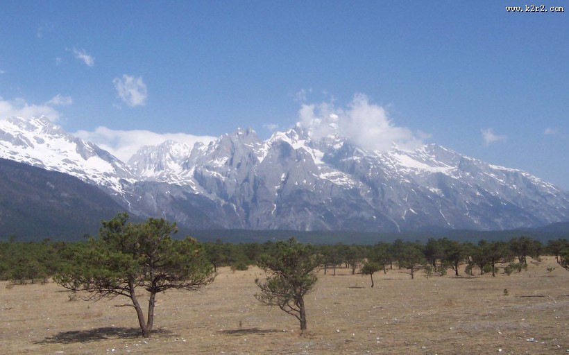 云南玉龙雪山自然风景图片