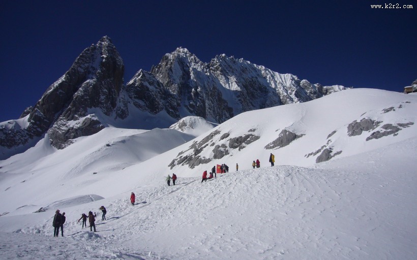 云南玉龙雪山自然风景图片