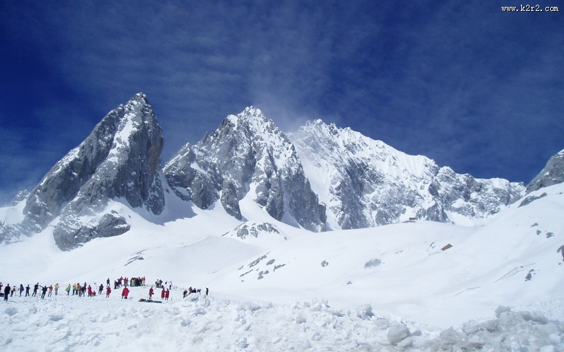云南玉龙雪山自然风景图片