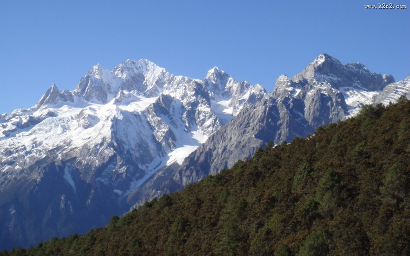 云南玉龙雪山自然风景图片