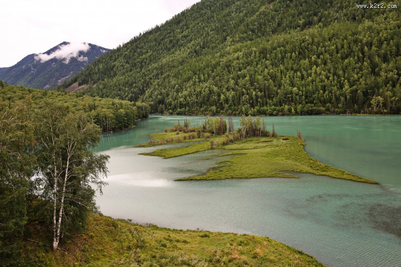 新疆喀纳斯卧龙湾和神仙湾自然风景图片