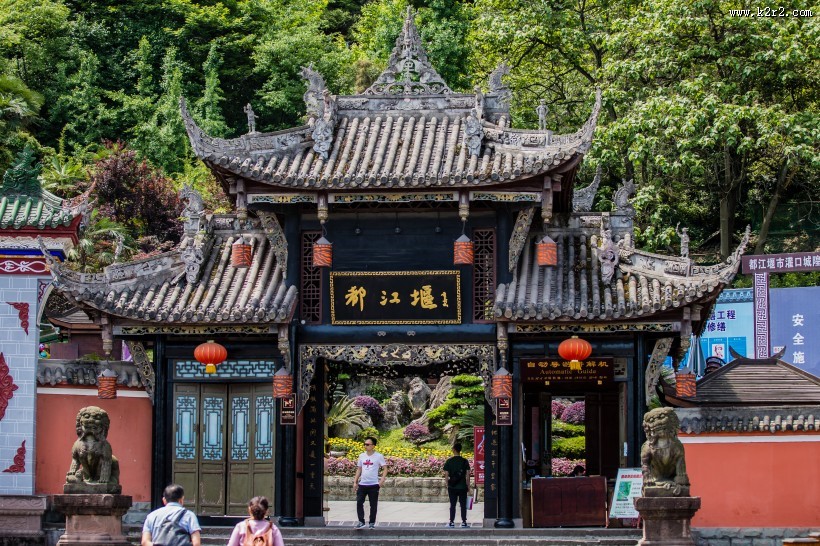 四川都江堰古老建筑风景图片