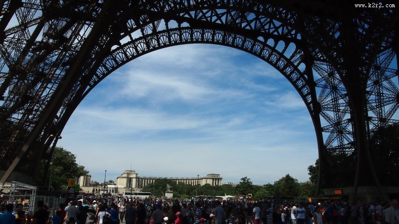 法国巴黎埃菲尔铁塔建筑风景图片