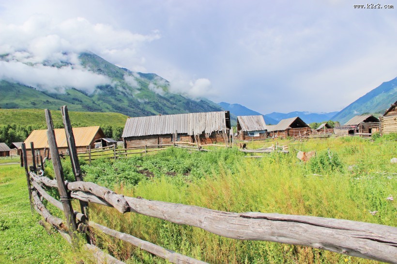 新疆禾木风景图片