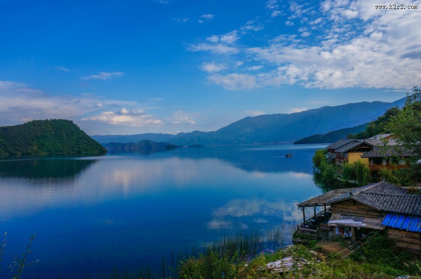 云南丽江泸沽湖图片