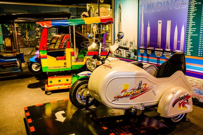 泰国曼谷街头特色用品图片