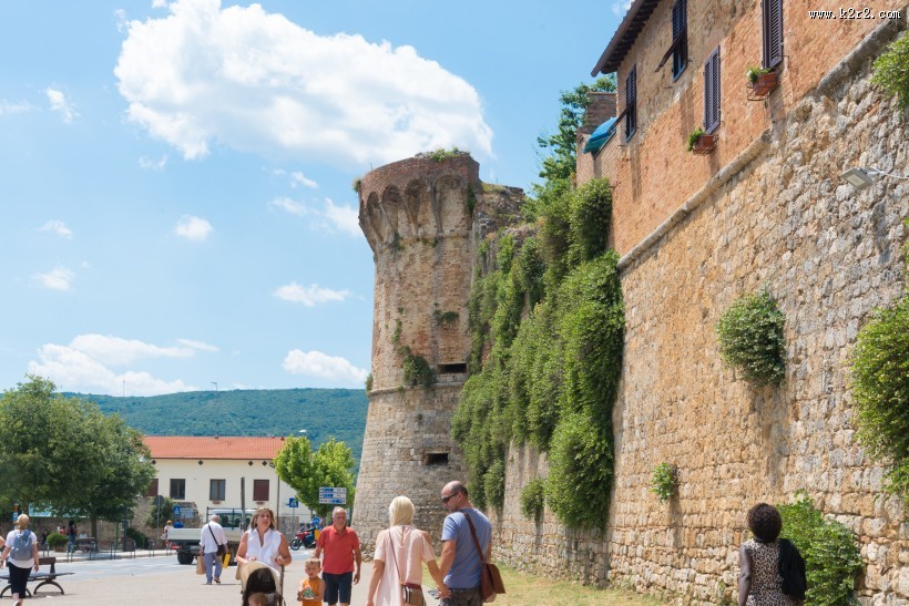 意大利圣吉米尼亚诺古城风景图片