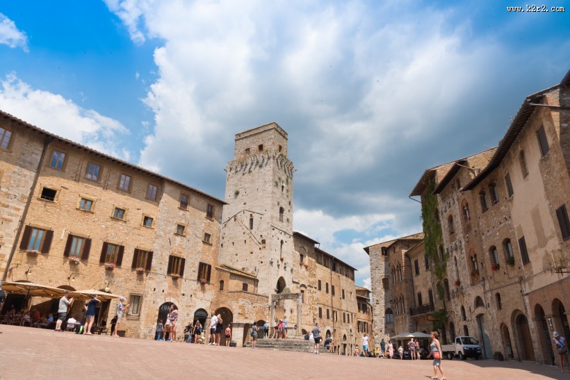 意大利圣吉米尼亚诺古城风景图片