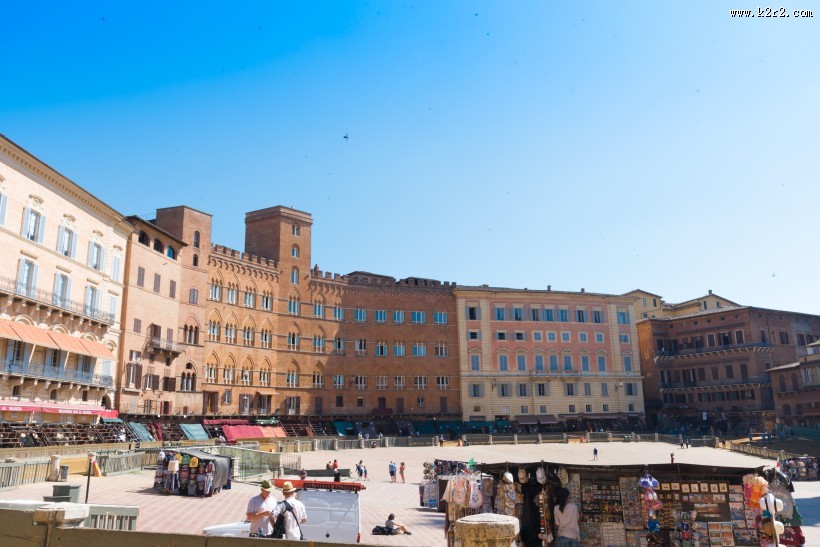 意大利比萨斜塔风景图片