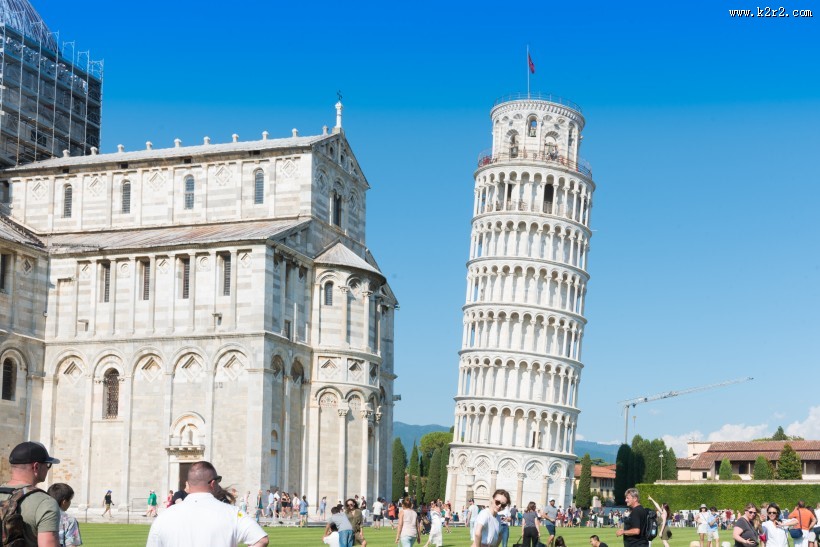 意大利比萨斜塔风景图片